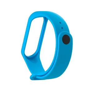 Силиконовый ремешок iLoungeMax для фитнес-браслета Xiaomi Mi Band 3 | 4 Sky Blue - Фото 3