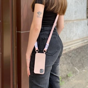 Силіконовий чохол з ремінцем iLoungeMax Crossbody Case Pink для iPhone 11 - Фото 3