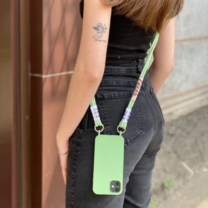 Силиконовый чехол с ремешком iLoungeMax Crossbody Case Mint для iPhone 11 - Фото 3