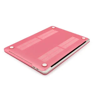 Пластиковий чохол iLoungeMax Soft Touch Matte Pink для MacBook Pro 15" (2016-2019) - Фото 2