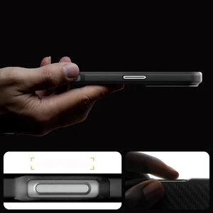 Черно-серебряный чехол Spigen Enzo Aramid Mag MagSafeдля iPhone 16 Pro - Фото 15