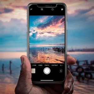 Защитное стекло Spigen GLAS.tR SLIM EZ FIT для iPhone 11 | XR (2 стекла + рамка для поклейки) - Фото 4