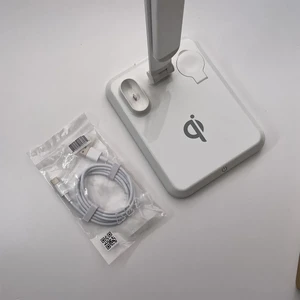 Настольная лампа с беспроводной зарядкой iLoungeMax 4-in-1 Smart Lamp для iPhone | AirPods | Apple Watch - Фото 4