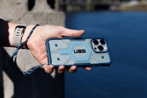 Протиударний чохол зі шнурком UAG Pathfinder MagSafe Clear Blues Case + Blues Lanyard для iPhone 16 Pro Max - Фото 4