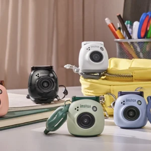 Компактна фотокамера миттєвого друку Fujifilm Instax Pal Lavender Blue - Фото 5