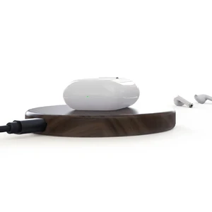 Чехол с беспроводной зарядкой iLoungeMax для Apple AirPods - Фото 5