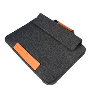 Влагозащитная сумка с подставкой WIWU Smart Stand Sleeve Black для MacBook Air 13" | Pro 13" - Фото 2