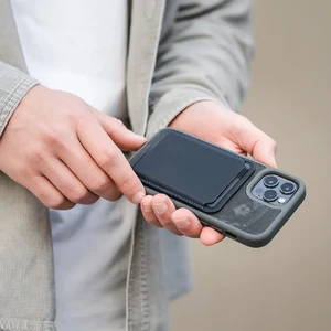 Чехол из натурального камня Woodcessories Bumper Case Camo Grey MagSafe для iPhone 13 - Фото 4