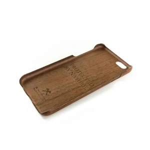 Деревянный чехол Woodcessories Ultra Slim Case Walnut для iPhone SE 3 | SE 2 | 8 | 7 - Фото 2