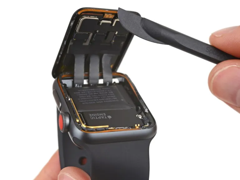 Заміна акумулятора Apple Watch Series 3