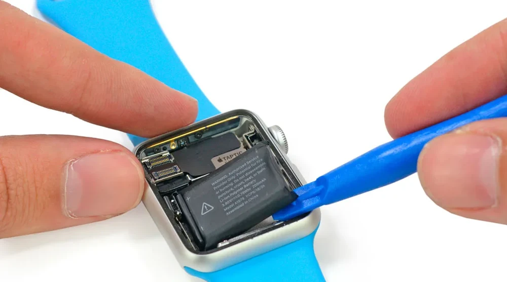 Замена аккумулятора Apple Watch Series 5