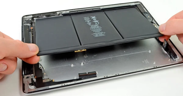 Заміна акумулятора iPad mini 4