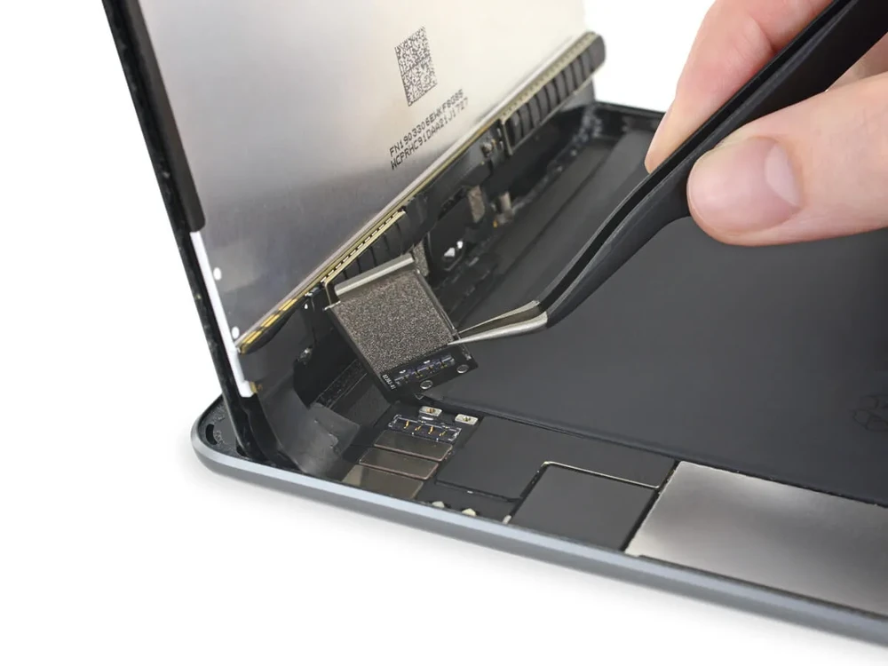 Ремонт антени Wi-Fi iPad mini 6 (2021)