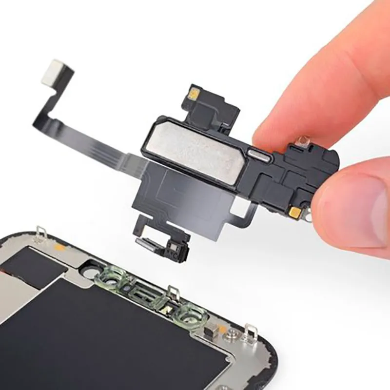 Заміна датчика наближення iPhone XS Max