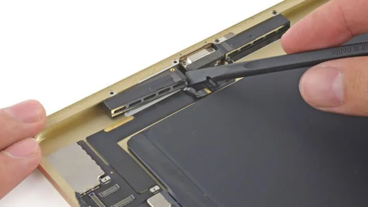 Заміна динаміка iPad 7 10.2" (2019)