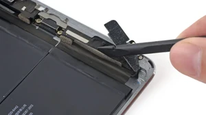 Замена динамика iPad 4