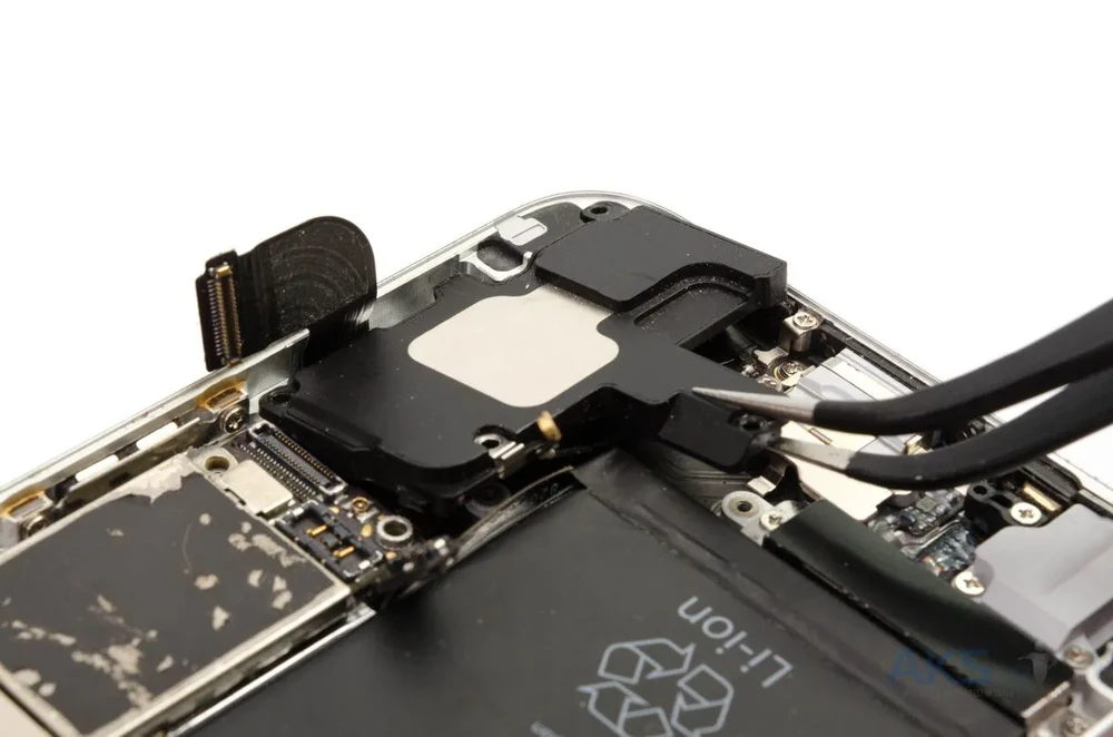 Замена разговорного (верхнего) динамика iPhone 5
