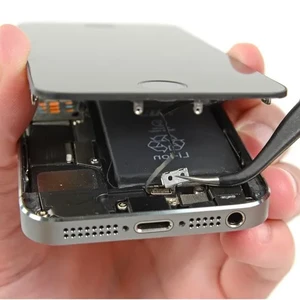 Заміна дисплея iPhone 5 (оригінал)