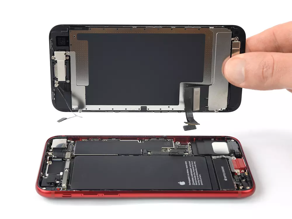 Замена дисплея (оригинал) iPhone SE 3 (2022)