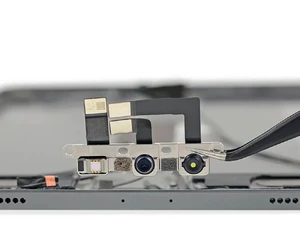 Замена фронтальной камеры iPad Air 5 M1 (2022)