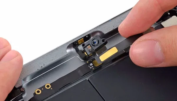 Замена фронтальной камеры iPad mini