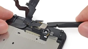 Замена фронтальной камеры iPhone 5s