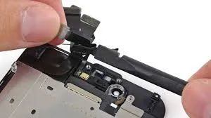 Замена фронтальной камеры iPhone 6