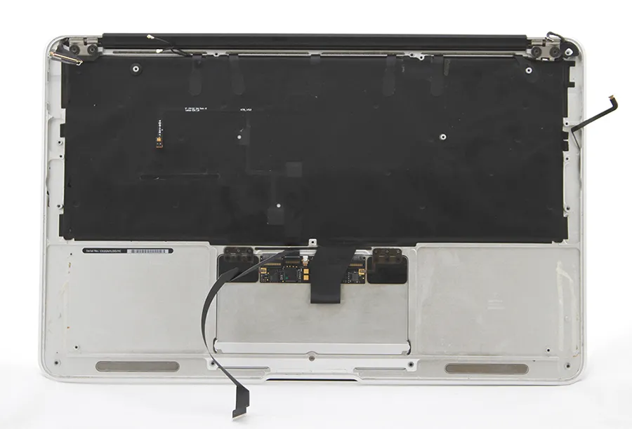 Замена клавиатуры MacBook Air 11" (2010 | 2011) A1370