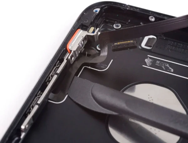 Замена кнопки вибро iPhone 7