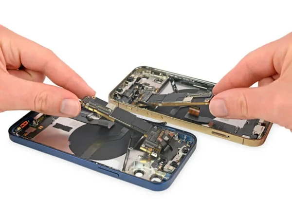 Заміна материнської плати iPhone 12 Pro Max