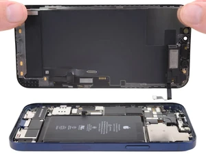 Замена материнской платы iPhone 13