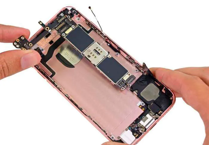 Замена материнской платы iPhone 6s Plus