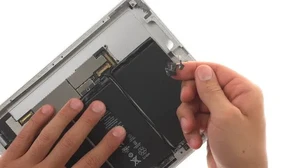 Замена микрофона iPad mini 2
