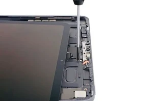 Замена микрофона iPad Pro 11