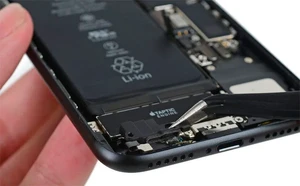 Замена микрофона iPhone 6s Plus