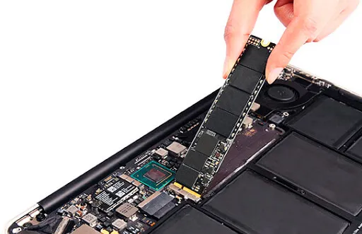 Заміна накопичувача (SSD) 512Gb MacBook Pro 15" (2016 | 2017) А1707