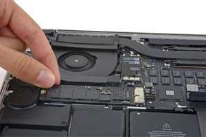 Замена накопителя (SSD PCI-E) 256Gb MacBook Pro 15