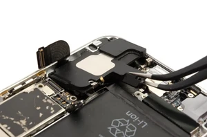 Замена полифонического (нижнего) динамика iPhone 6 Plus