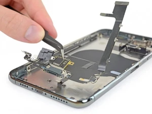 Замена разъема зарядки (синхронизации) iPhone 11 Pro Max