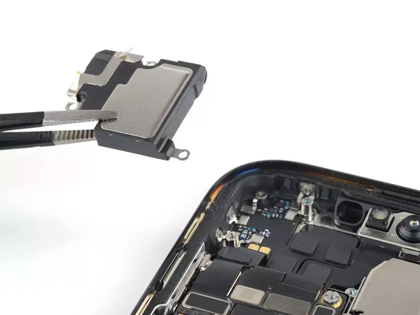 Замена разговорного (верхнего) динамика iPhone 14 Pro