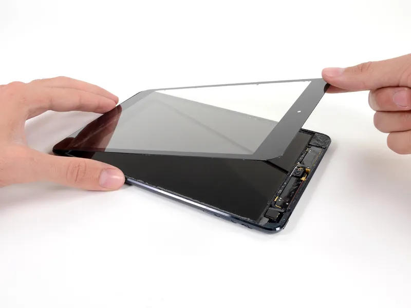 Замена стекла экрана iPad mini 4