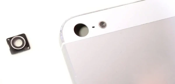 Заміна скла задньої камери iPhone 5s