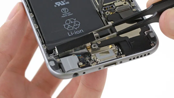 Замена виброзвонка iPhone 6s