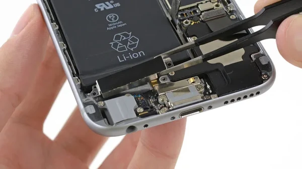 Замена виброзвонка iPhone 6s