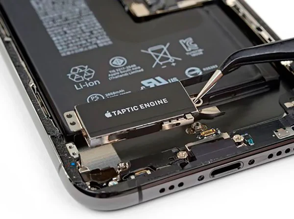 Заміна вібродзвоника iPhone XS