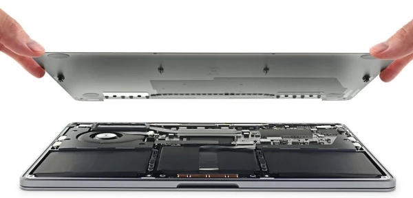 Заміна відеочипа (процесора) MacBook Pro 13" (2019) A2159