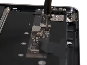 Замена Wi-Fi антенны MacBook Air 13