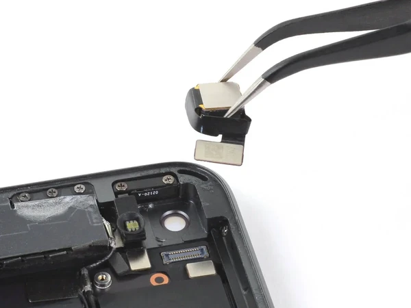 Заміна задньої камери iPad mini 5