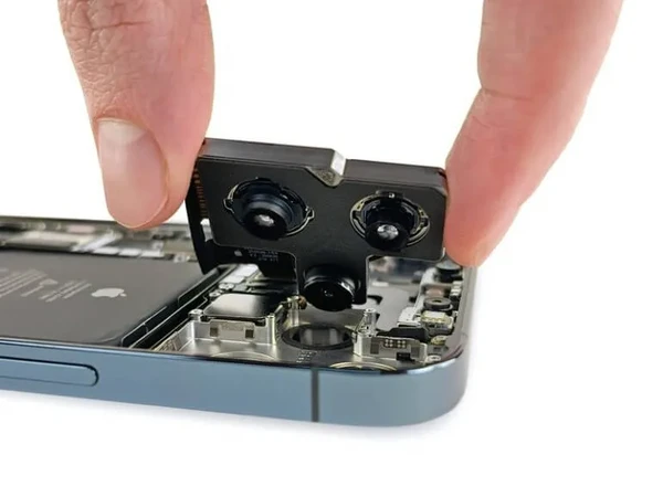 Заміна задньої камери iPhone 12 Pro Max