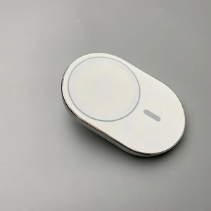 Магнитный автодержатель с беспроводной зарядкой iLoungeMax MagSafe Car Charger для iPhone 14 | 13 | 12 - Фото 3